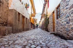 Ollantaytambo, Cusco-Valle Sacra: la fortezza, le rovine, le cose da vedere-strada