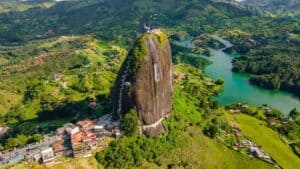 Colombia cosa vedere: i 25 posti più belli_piedra penol