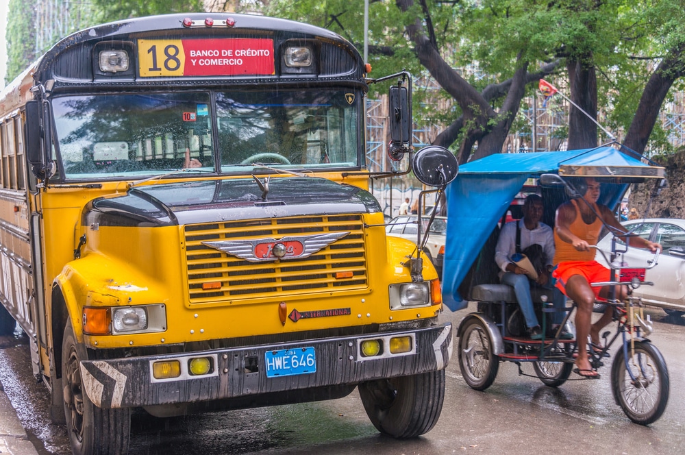 Cuba bus